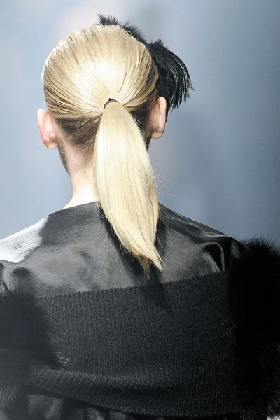 Look 23